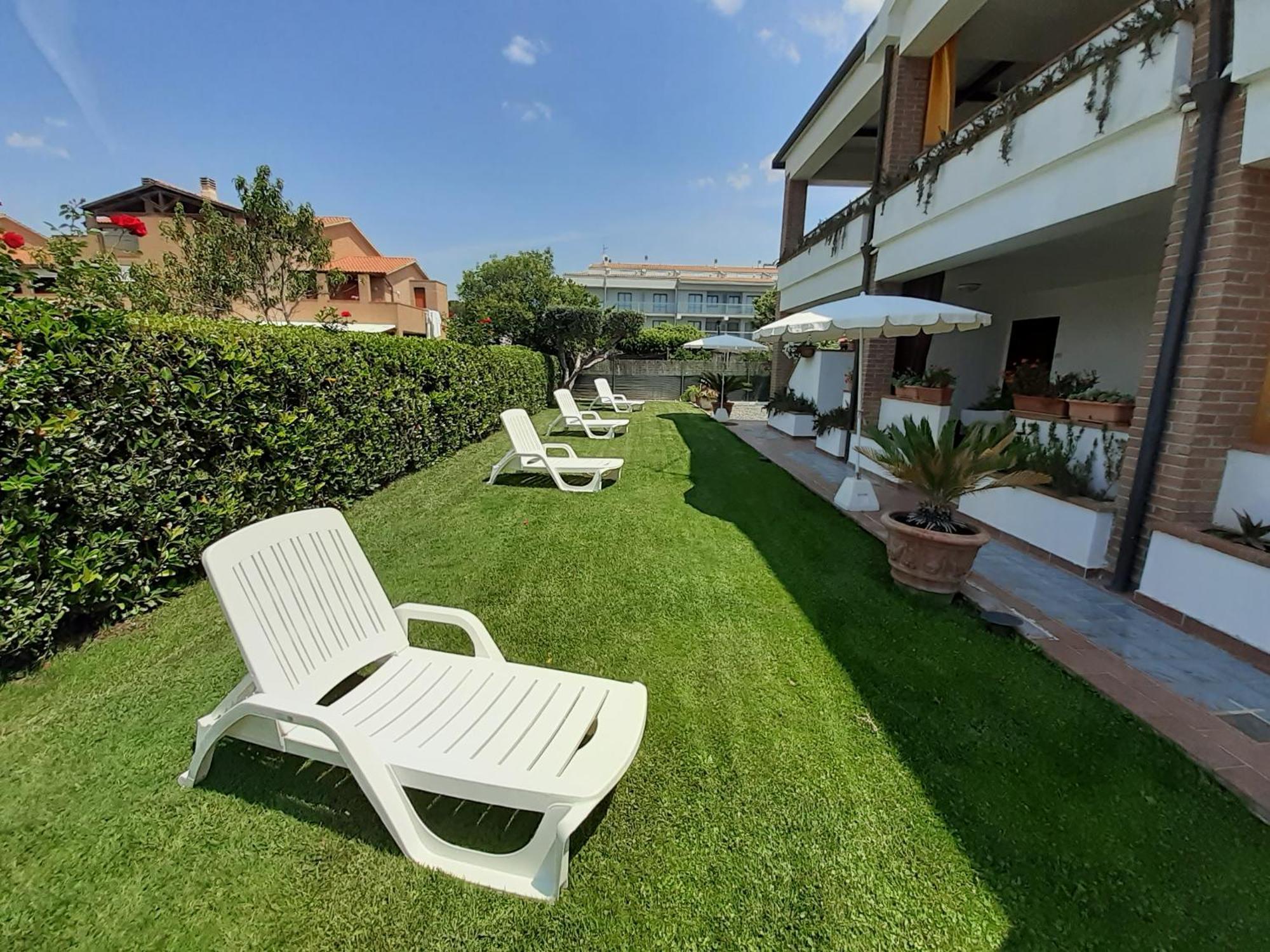 Hotel B&B Rispescia Grosseto Exterior photo