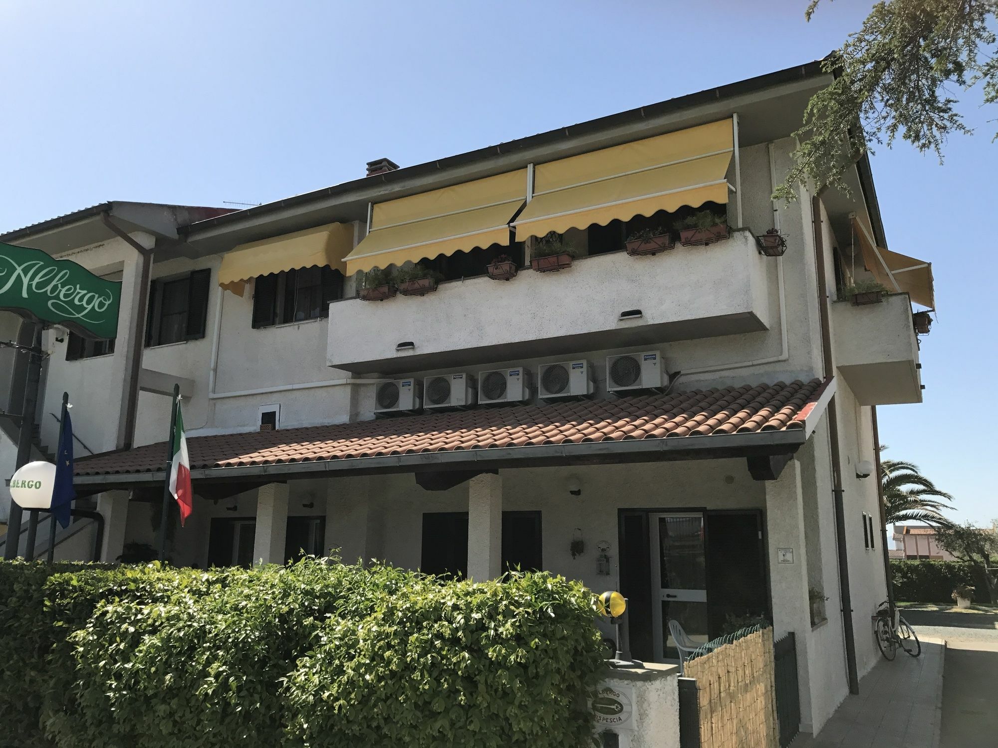 Hotel B&B Rispescia Grosseto Exterior photo